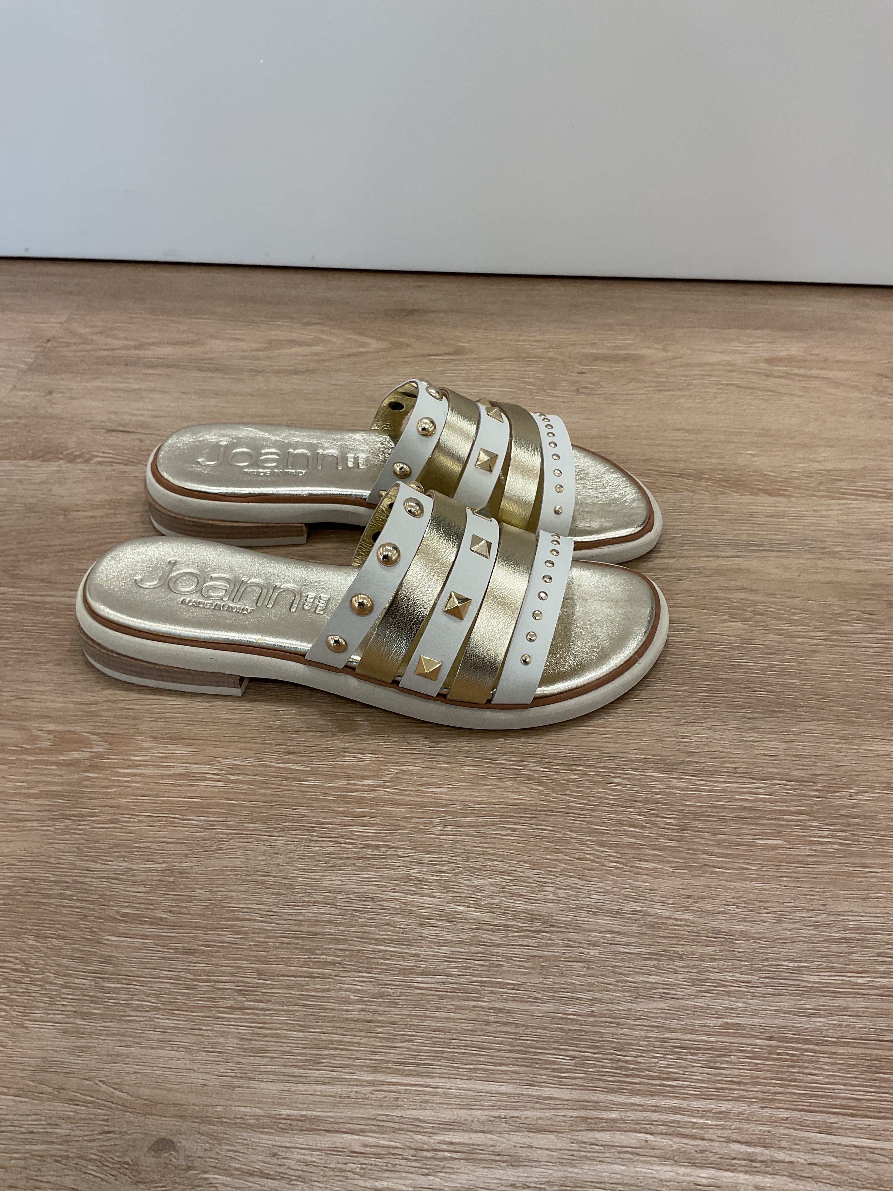 Joann - Sandalo/ciabatta in pelle Mod. Tampa laminato dorato