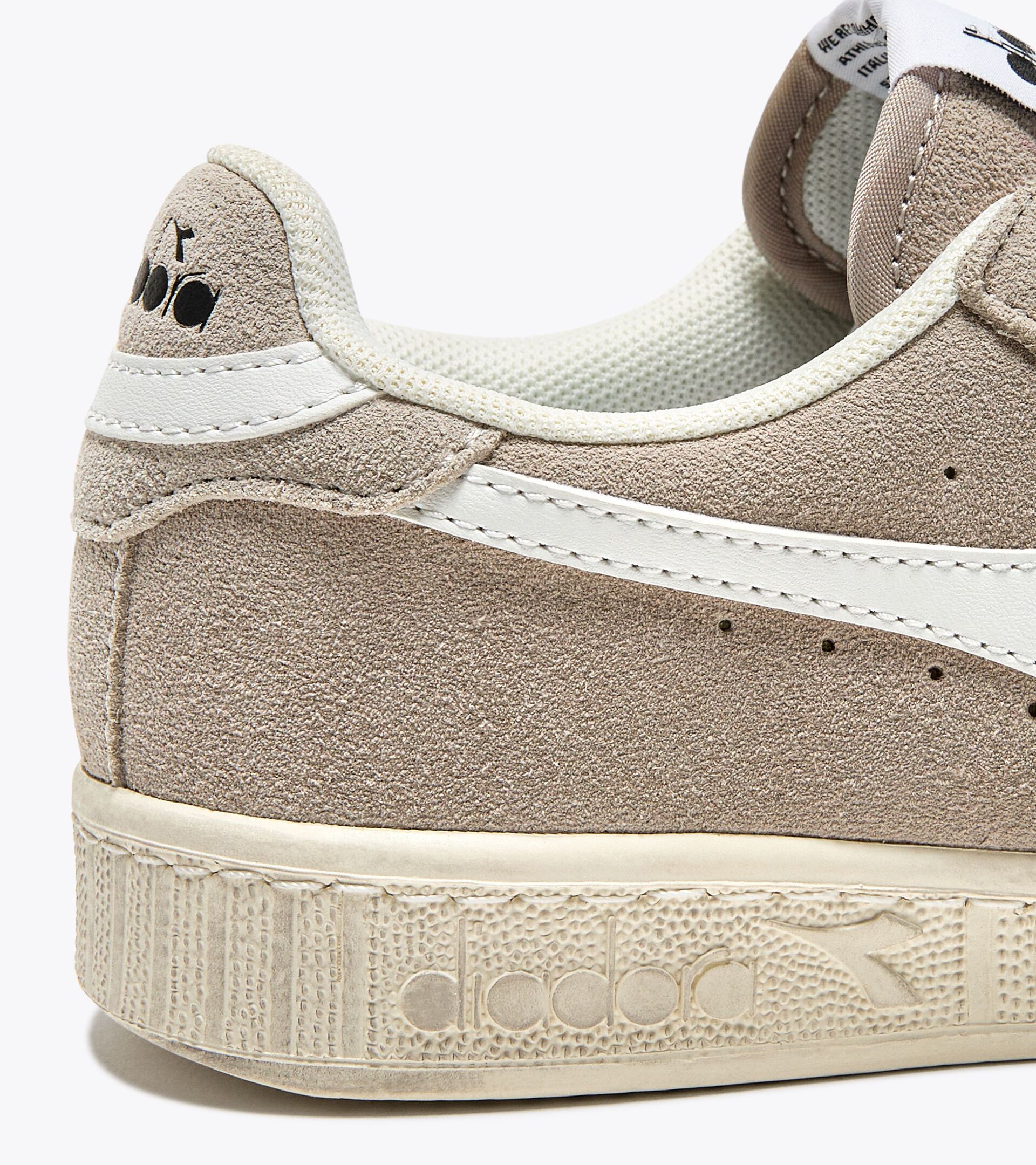 DIADORA GAME L LOW SUEDE WAXED SILVER GRAY