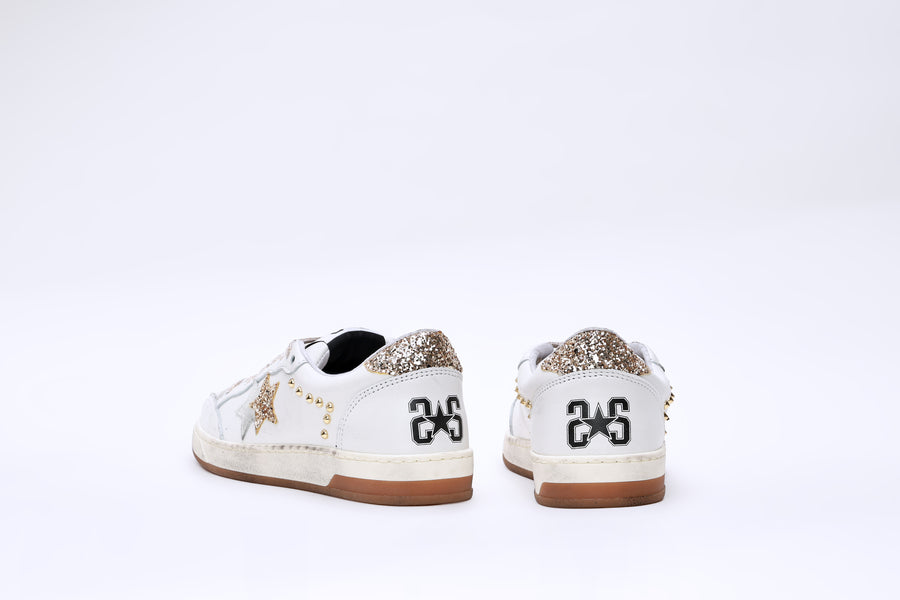 2Star Sneaker in pelle 2SD5233- Bianco/oro/borchie