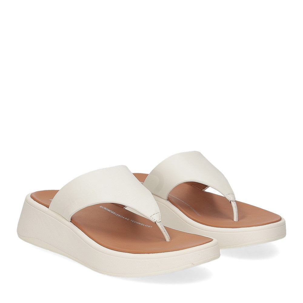 FitFlop FW4-477 F Mode Toe Post - col. Cream