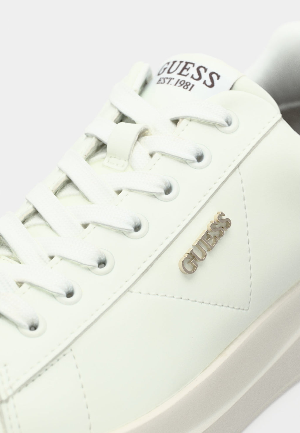 Guess - Sneaker Elbina in pelle con retro col. Wine