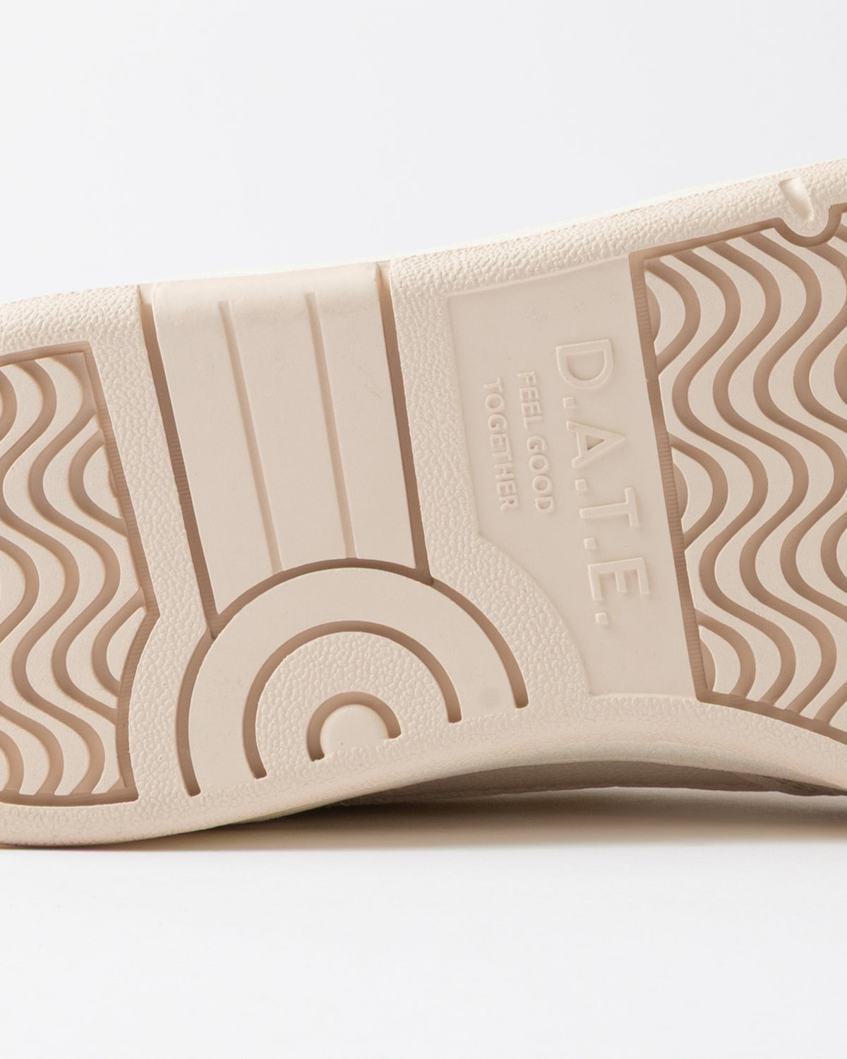 D.A.T.E. Court 2.0 Vintage Ivory/Leopard