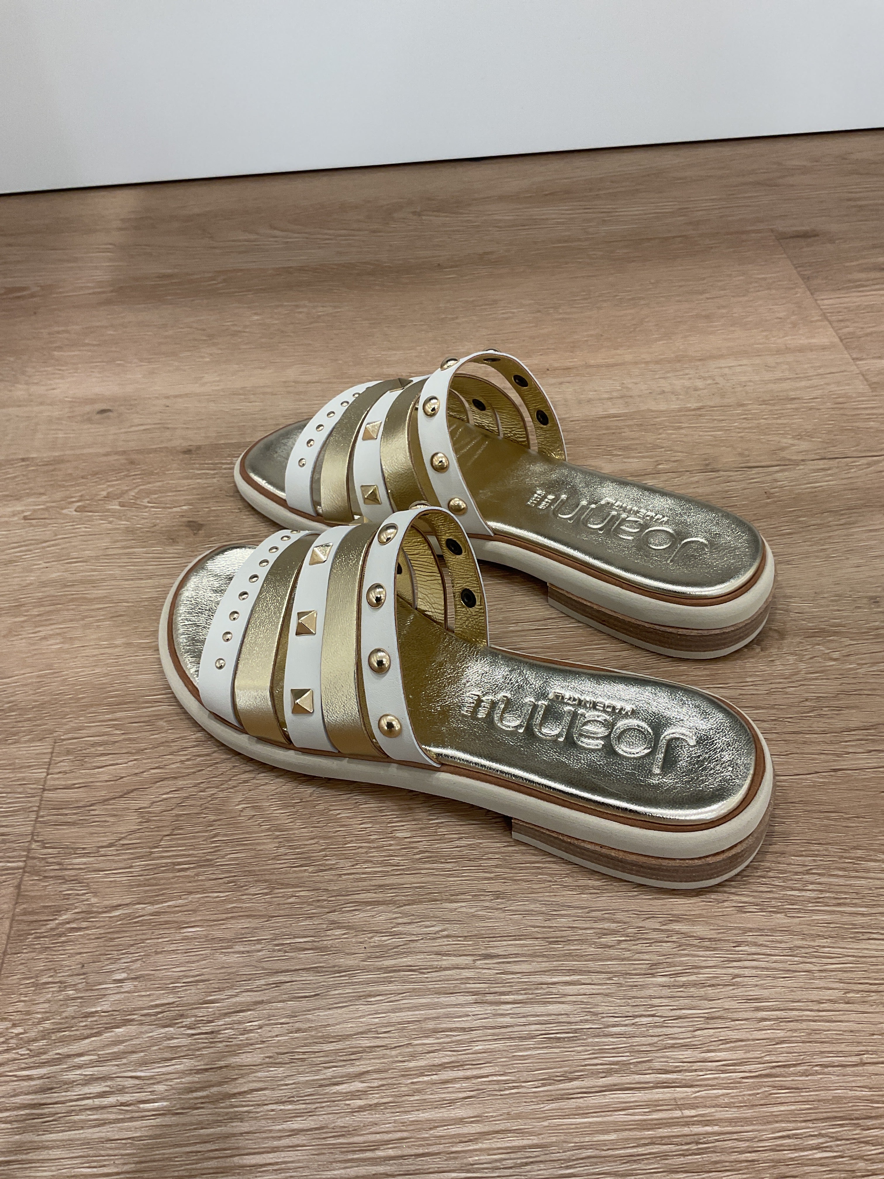 Joann - Sandalo/ciabatta in pelle Mod. Tampa laminato dorato