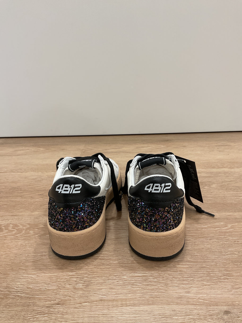 4B12 - Sneakers Playnewsky - D235 col. Black/White