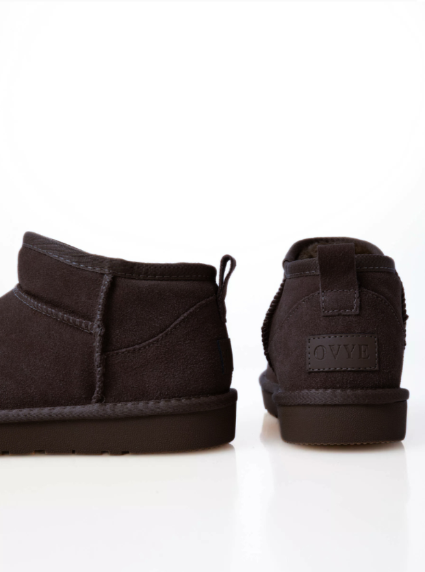 Ovyé - Stivaletto camoscio interno pelliccia col. Nero