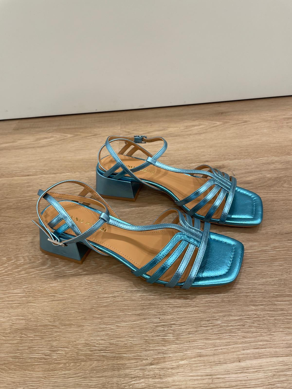 Bruno Premi Scretch Turquoise sandal
