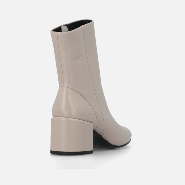 Bruno Premi - tronchetto in pelle con tacco - Col. Shell