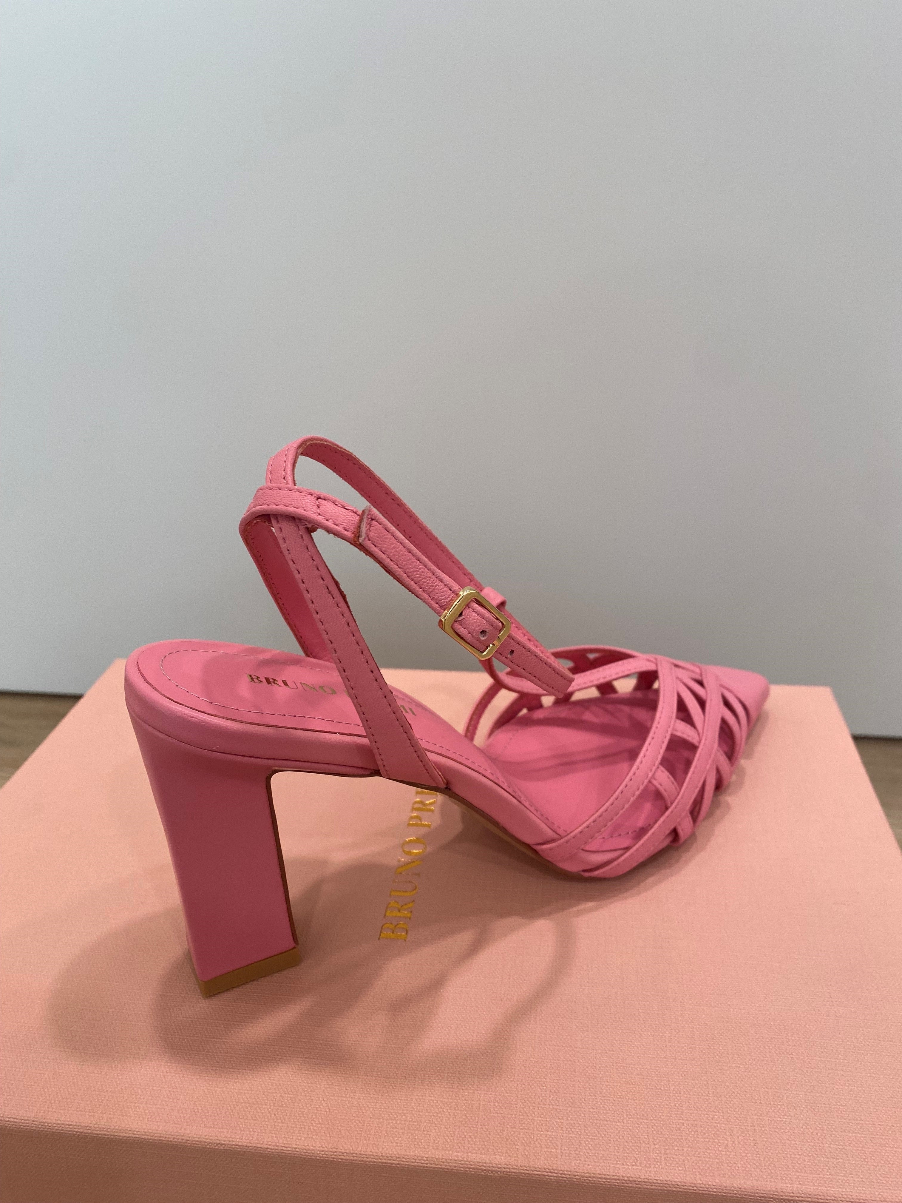 Bruno Premi nappa sandal col.Confetto