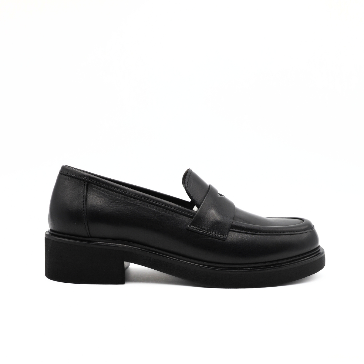 Franco Fedele D764 Black Buffalo Moccasin