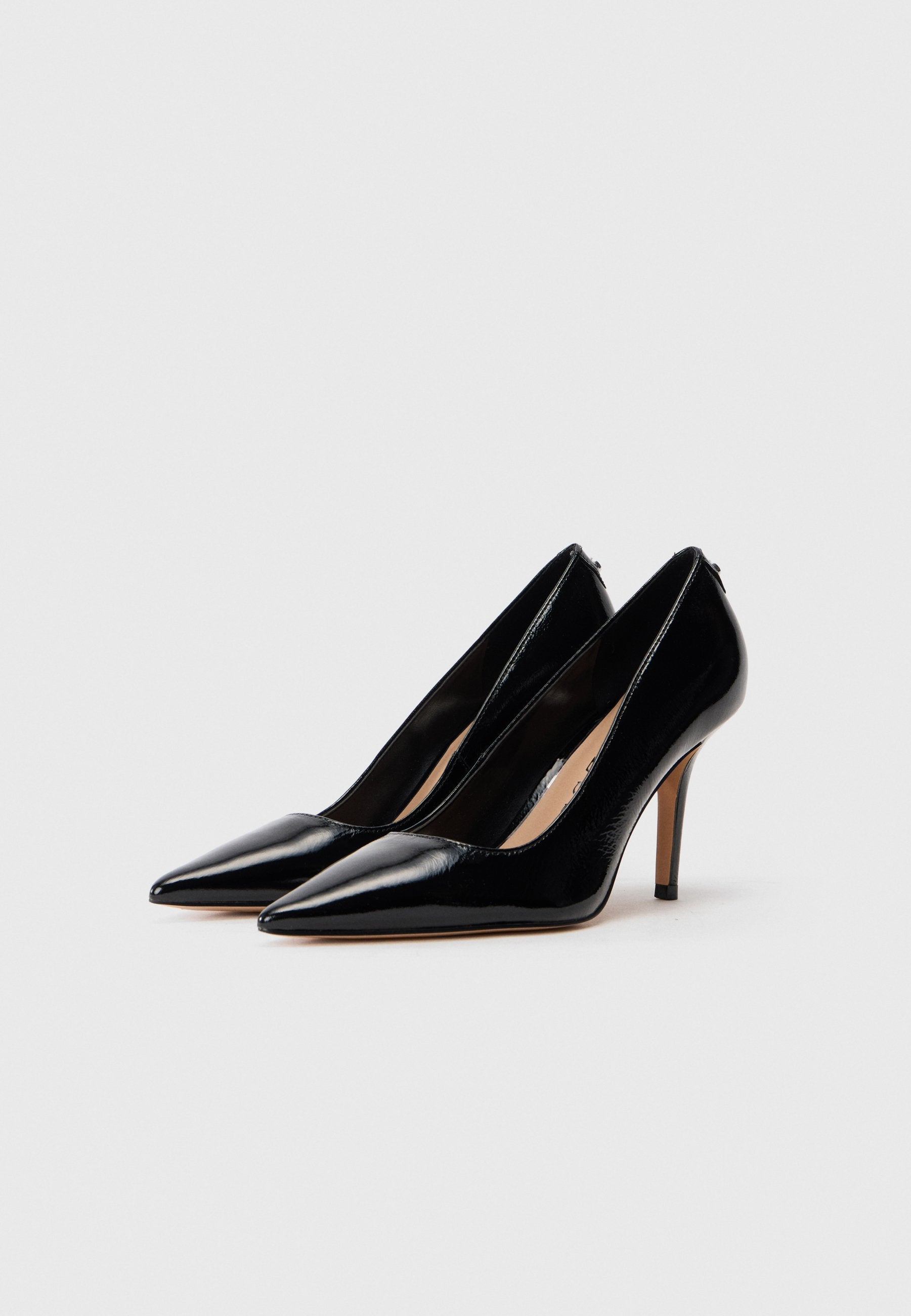 Guess - Décolléte mod. Prindy FLFPRN LEP08 Black