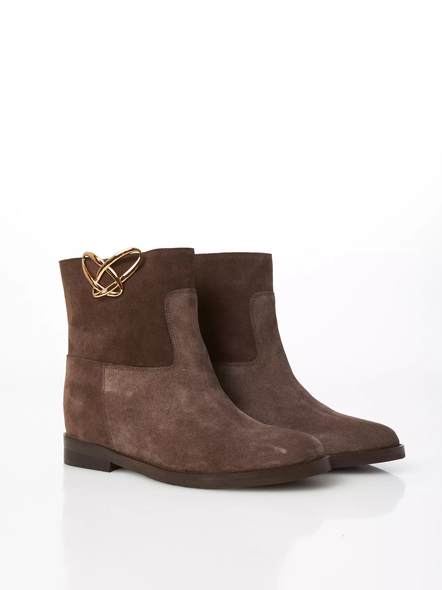 Ovyé – Wildlederstiefelette mit innenliegendem Keilabsatz, Farbe: Braun